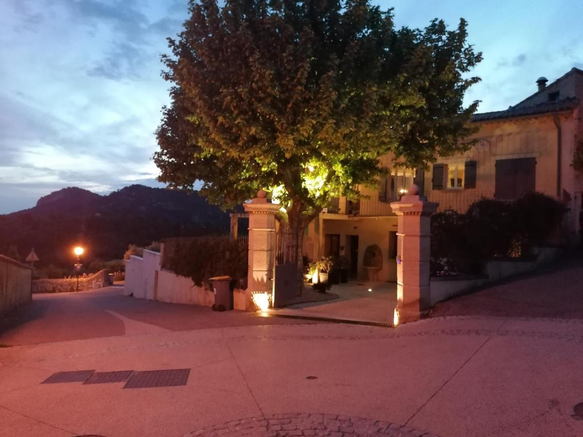 La Maison D'Yvette Le Barroux Exteriör bild