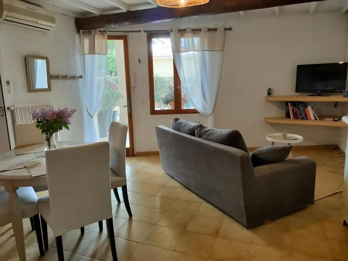 La Maison D'Yvette Le Barroux Exteriör bild